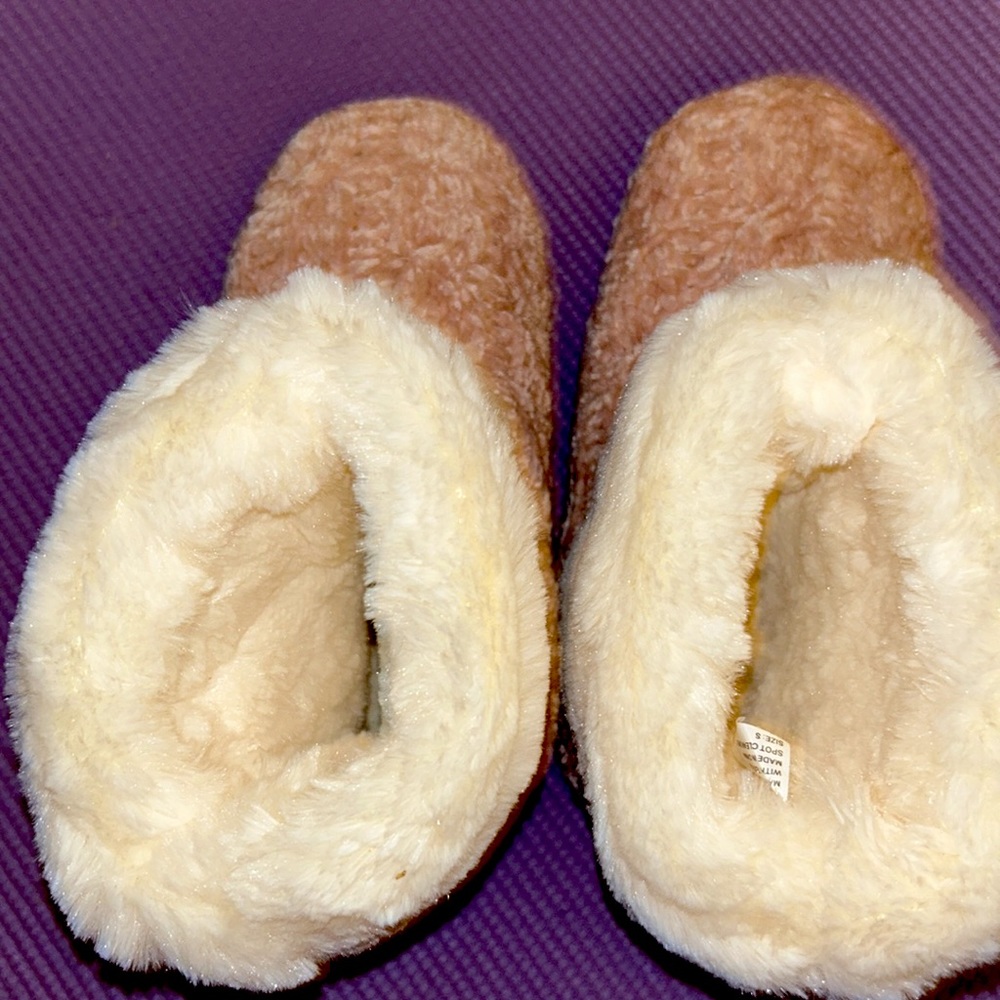 Faux Fur Slipper Booties - Picture 3 of 5